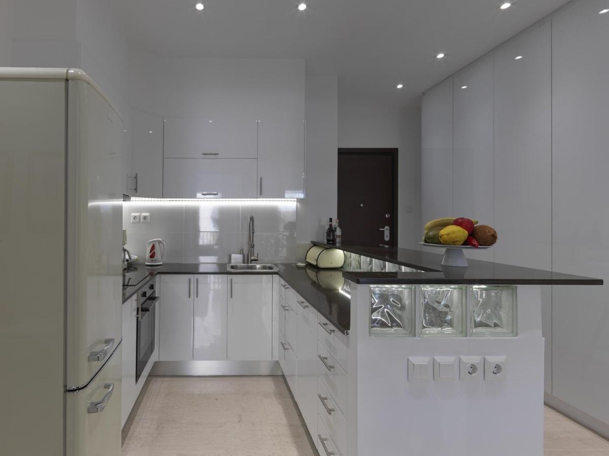 Newly Renovated Apartment In The Heart Of אתונה מראה חיצוני תמונה