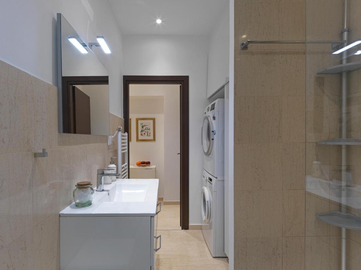 Newly Renovated Apartment In The Heart Of אתונה מראה חיצוני תמונה